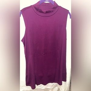 Isaac Mizrahi Live essentials top